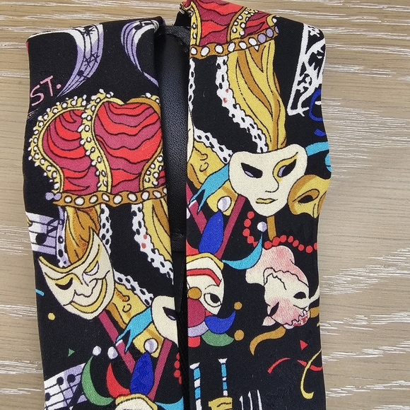 Vintage Nicole Miller Silk Suspenders Mardi Gras Gumbo New Orleans Print w/ Box